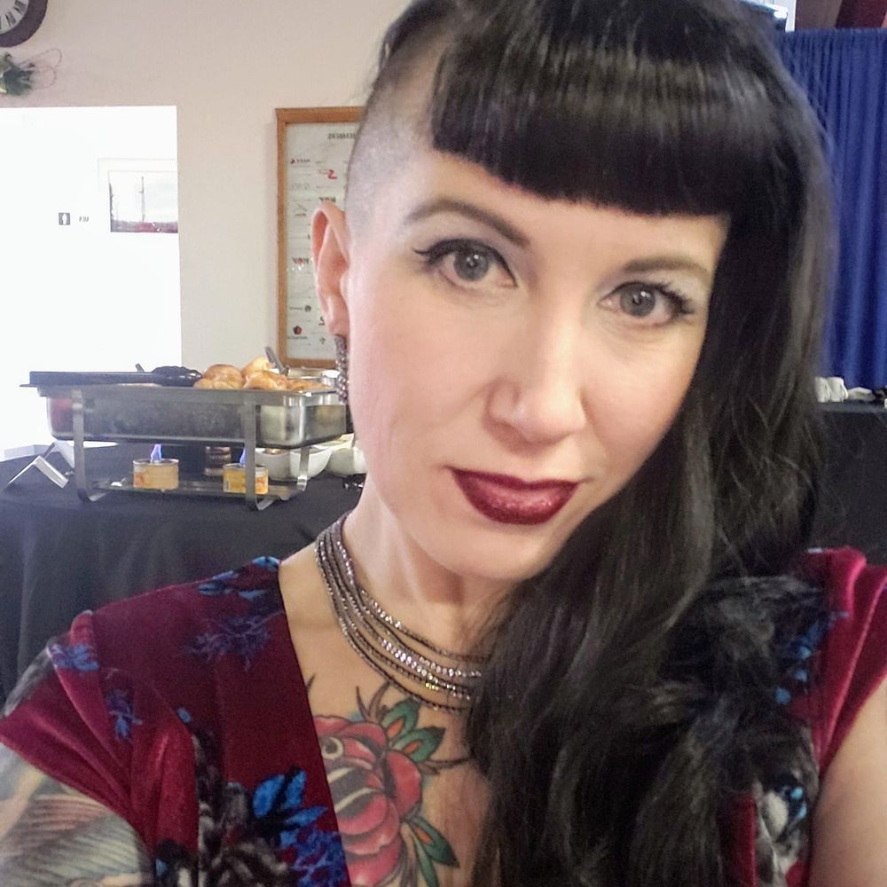 Meet your Posher, Shari
